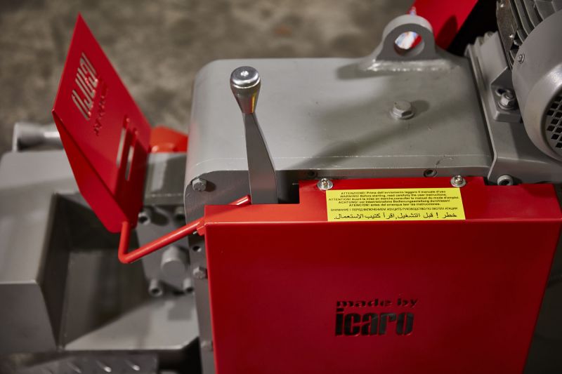 Icaro C-55 Mașină de tăiat fier beton (cutter) Icaro C-55 Mașină de tăiat fier beton (cutter)
