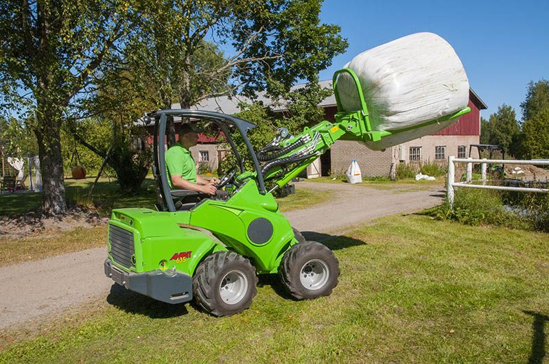 Utilaj pentru a transporta baloti Avant Utilaj pentru a transporta baloti Avant